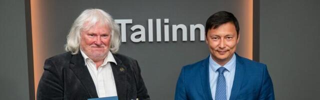 Linnavalitsuse pressikonverentsil anti Urmas Dresenile üle Tallinna teenetemärk