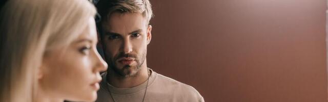 MIDA TEHA OLUKORRAS, kus mees on hakanud oma naise suhtes häirivalt käituma?