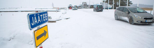 KRIIS | Veetaseme languse tõttu alustati töid Saaremaa-Hiiumaa jäätee rajamiseks