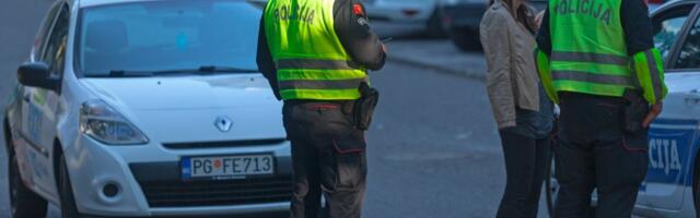 Direktan sudar motocikliste i automobila: Težak udes u Crnoj Gori, stradao bajker