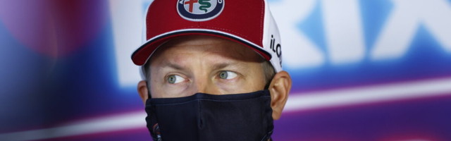 Räikkönen sai Venemaa etapil poliitiliselt ebakorrektse kingituse