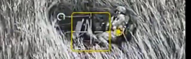 DELFI VOOG | Video_ uus surmaoht – Vene sõdur takerdus kasutatud droonikaablitesse