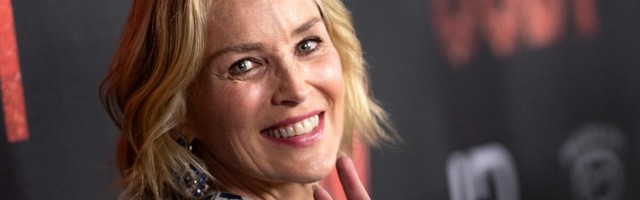 Hiljuti särtsaka bikiinipildi avaldanud 63- aastane Sharon Stone lõpetas alkoholi tarbimise: nägin tohutut erinevust!