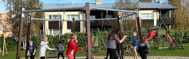 Aru­kü­la ki­vi­lin­na män­gu­väl­jak sai ring­kii­ge