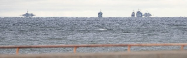 FOTOD | Tallinna lahes nägi lahkuvaid NATO sõjalaevu