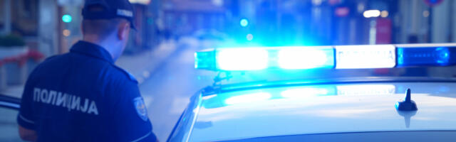 DRAMA NA NOVOM BEOGRADU Mladić slomio ruku POLICAJCU, pa pokušao da pobegne iz Urgentnog centra