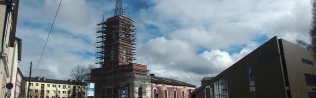 Reporter: Tartus panid pätid Maarja kirikust pihta Jeesuse