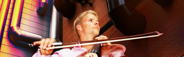 USA elav tšellist Silver Ainomäe astub üle kümne aasta taas kodupubliku ette