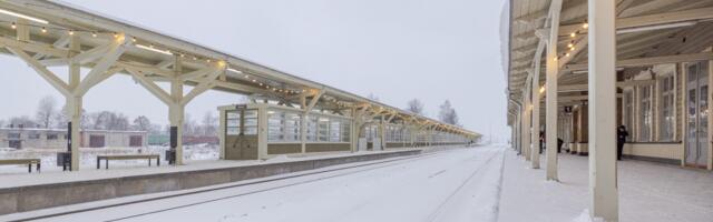 Eesti üks suuremaid raudteejaamu – Tartu sai täna uuendatud platvormi ja renoveeritud tunneli