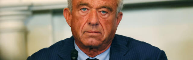 RFK Jr.’s anti-vaccine group sues him: “This is not the Bobby we know”