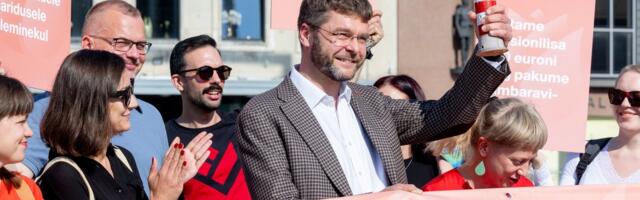 Erakondade reitingud_ sotsid trügisid EKREst ette, Reformierakonna kiratsemine jätkub