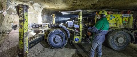 Estonia kaevandus saadab ligi 800 kaevurit koju