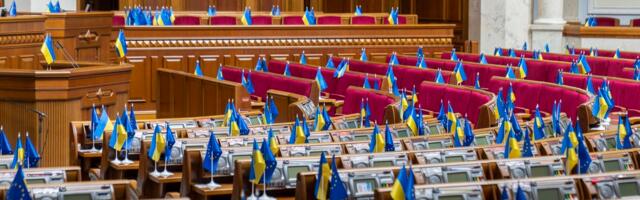 Ukraina ülemraada liikmed haigestusid massiliselt kõhutõppe. Kahtlustatakse sööklat