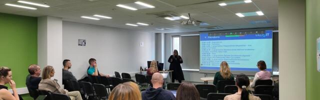 ANDMETARKUS KUI STRATEEGILINE KOMPETENTS_ mikrokvalifikatsioon ja intensiivõpe kaasaegses karjäärimudelis