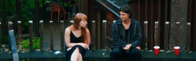 NÄDALA FILM | Vendade Eskode „Mind on kaks“ näib tagantjärgi nutika promokampaaniana „Pikkadele paberitele“