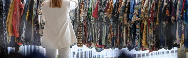 Läti abielupaar avas Tallinnas vintage-riiete kauplused. Poe juhataja: “Neile väga meeldib Eesti!”