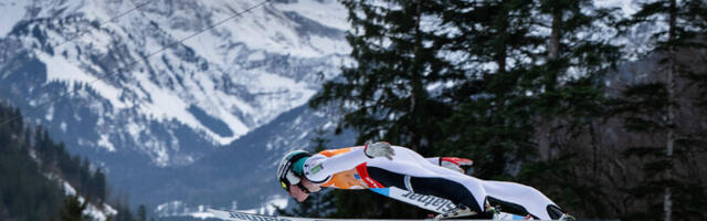 Teiseks hüppeks kindluse leidnud Prevc haaras lennumäe MM-il liidrikoha