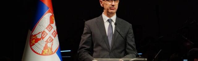 UNIVERZITET JE TOG TRENUTKA PAO NA KOLENA! Premijer Macut o stravičnoj tragediji na Filozofskom fakultetu: Ako nema šta da se krije, čemu otpor? (FOTO)