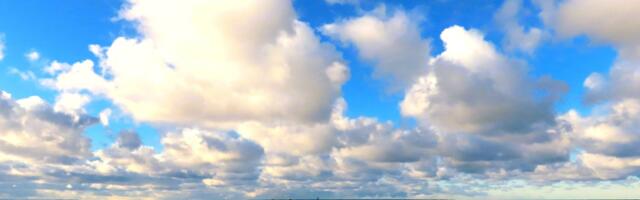 GALERII: tuuline rand Pringis ja Püünsis