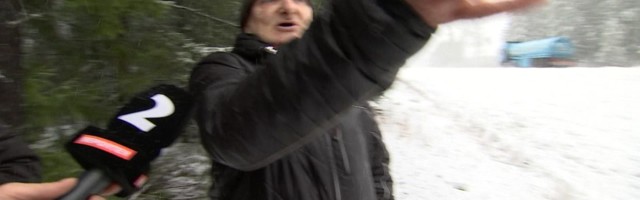 Reporter: Ootamatute teeolude tõttu paiskus Kuusalus sõiduauto kraavi