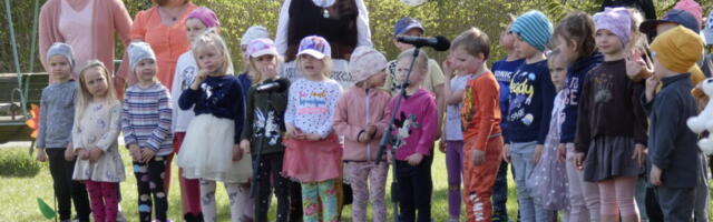 Käina lasteaias peeti emadepäeva asemel perepäeva