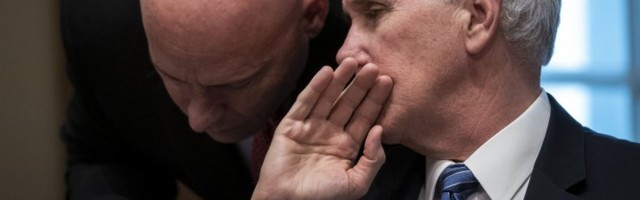 USA asepresident Mike Pence'i kabinetiülem teatas koroonaga nakatumisest