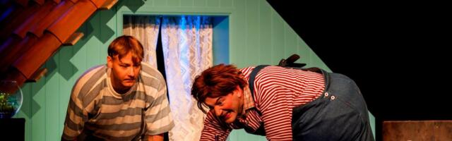 Rakvere teatris tembutab Karlsson katuselt