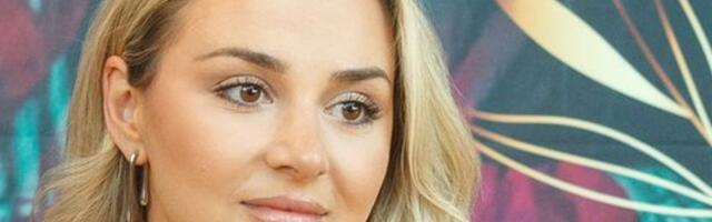 KUUM KLÕPS | Lauljanna Heleza näitab veetlevat rannavormi