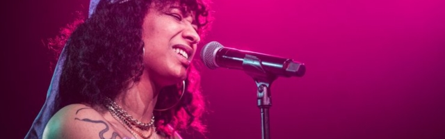 Yasmyn langes pärast sotsiaalse avalduse tegemist rassistliku rünnaku ohvriks: min tagasi sinna, kust tulid, n*****