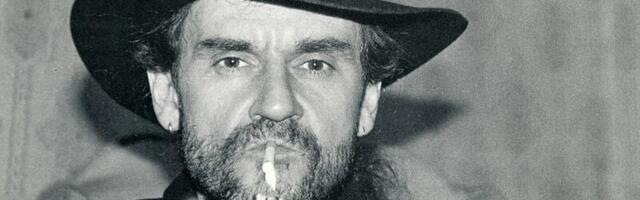 Urmas Alender: „Mis avaneb mu ees, kui jõuan alla, kus põleb laternaid, et valgustada teed?“