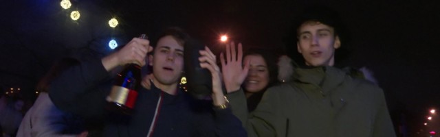 Reporter: Koroonapiirangutest hoolimata võeti kõikjal Eestis uus aasta vastu meeleolukalt