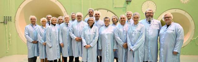 President Karis külastas Euroopa Kosmoseagentuuri tehnoloogiakeskust