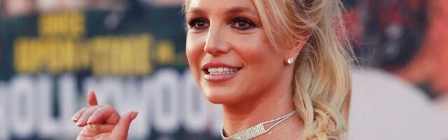 Popstaar Britney Spearsile esitati süüdistus alkoholi- ja narkojoobes autojuhtimise eest