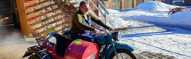 Eesti Maanteemuuseum esitleb Tourest 2024 messil ainulaadset "Peedist pesumasin" külgkorviga mootorratast