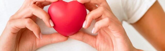 Algas verekeskuste topelkangelaste kampaania – eesliini töötajad päästavad elusid ka doonorina!