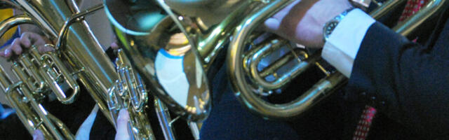 KONTSERDIGA „LASKEM JUUBELDADA” TÄHISTATAKSE TÜRIL VOP JUUBELIT