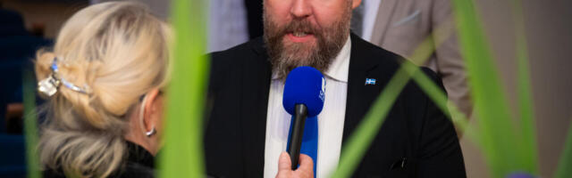 EKRE alustas Pärnus koalitsioonikõnelusi uute partneritega
