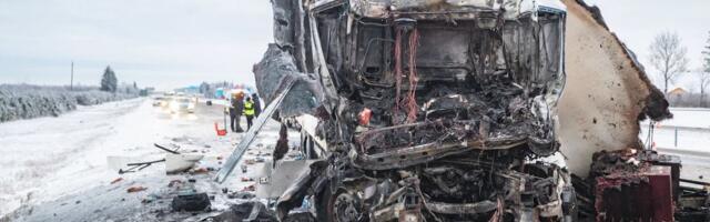 Reporter: Saue vallas hukkus veokitules autojuht