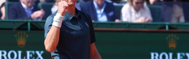 Monte Carlo turniiril esireketi kohta jahtiv Sinner alistas poolfinaalis Zverevi juba kaheksandat korda järjest