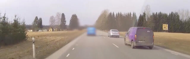 VIDEO: Tartus ärandati auto, politsei asus jälitama