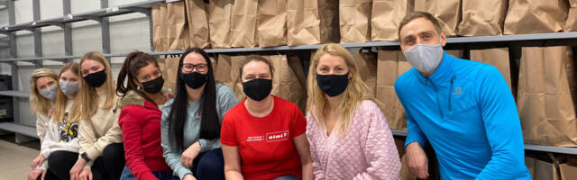 ￼￼Rimi pani Ukraina sõjapõgenikele valmis 250 abipakki