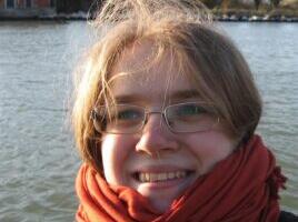 Pealelend  – Helen Unt,  Eesti Animatsiooni Liidu juhatuse liige