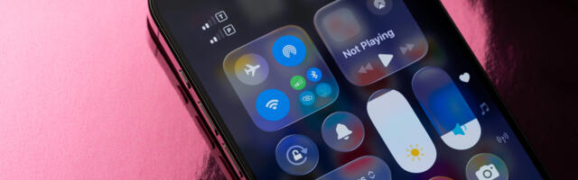 Klaasiefekt häirib? Apple annab nüüd võimaluse kasutajaliidese ära toonida