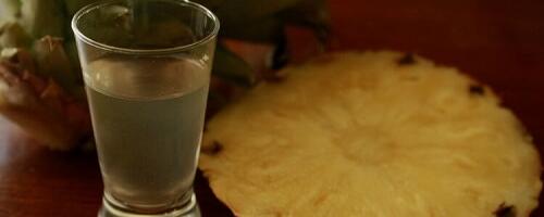 See ananassivesi puhastab Sinu keha, aitab Sul kaalu kaotada.