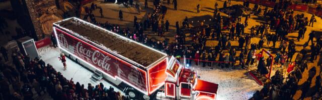 Coca-Cola jõulukaravan meelitas kohale tuhandeid inimesi