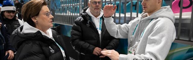 FOTOD | President Alar Karis külastas kiiruisutaja Marten Liivi treeningut