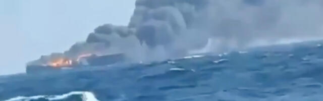 VIDEO: Iraan tulistas Hormuzi väinas tankerit, mis süttis põlema
