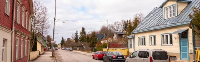 Tartu Ujula tänav saab rattaraja ning Emajõe linnaujula asfaltkattega parkla