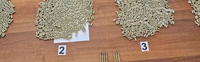 Nelegalna biljka poslata iz SAD-a za Crnu Goru: Zaplenjeno 2.000 tableta (FOTO)