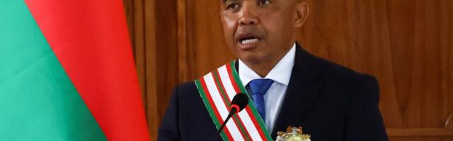 Madagaskari riigipöörajaid juhtiv kolonel vannutati uueks presidendiks